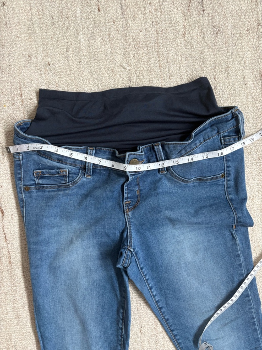 Old Navy Maternity Rockstar Super Skinny Full Panel Jeans Size 8 Medium Wash - Picture 8 of 10